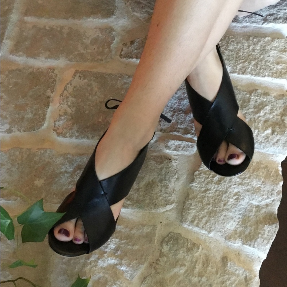 New Rebecca Minkoff Leather wedge - Picture 2 of 8